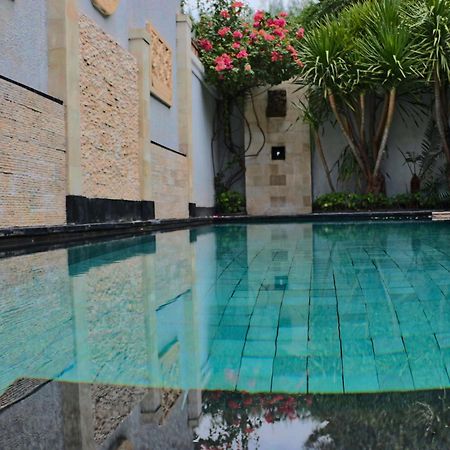 Kokomo Resort Джили Трауанган Екстериор снимка