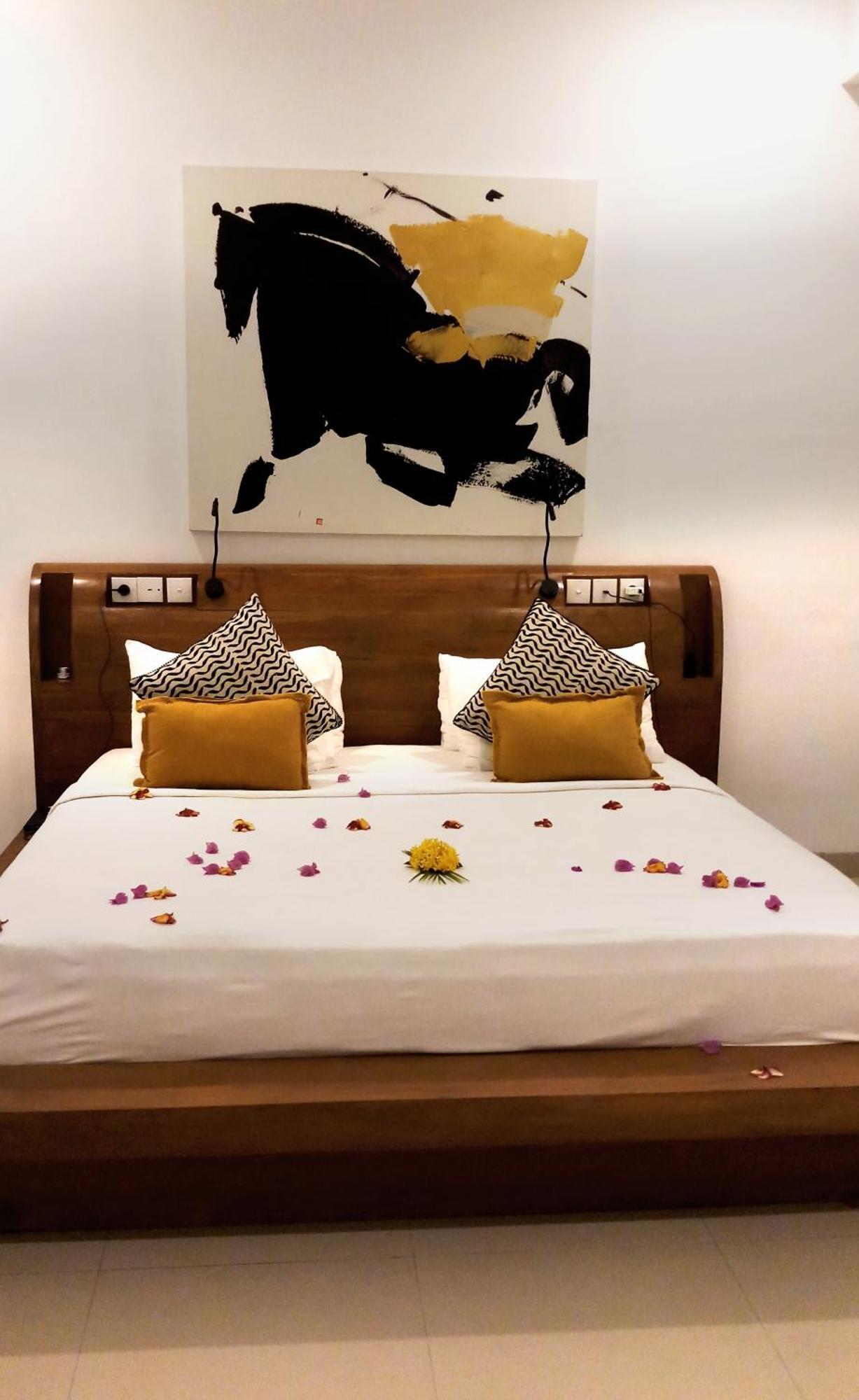 Kokomo Resort Джили Трауанган Екстериор снимка