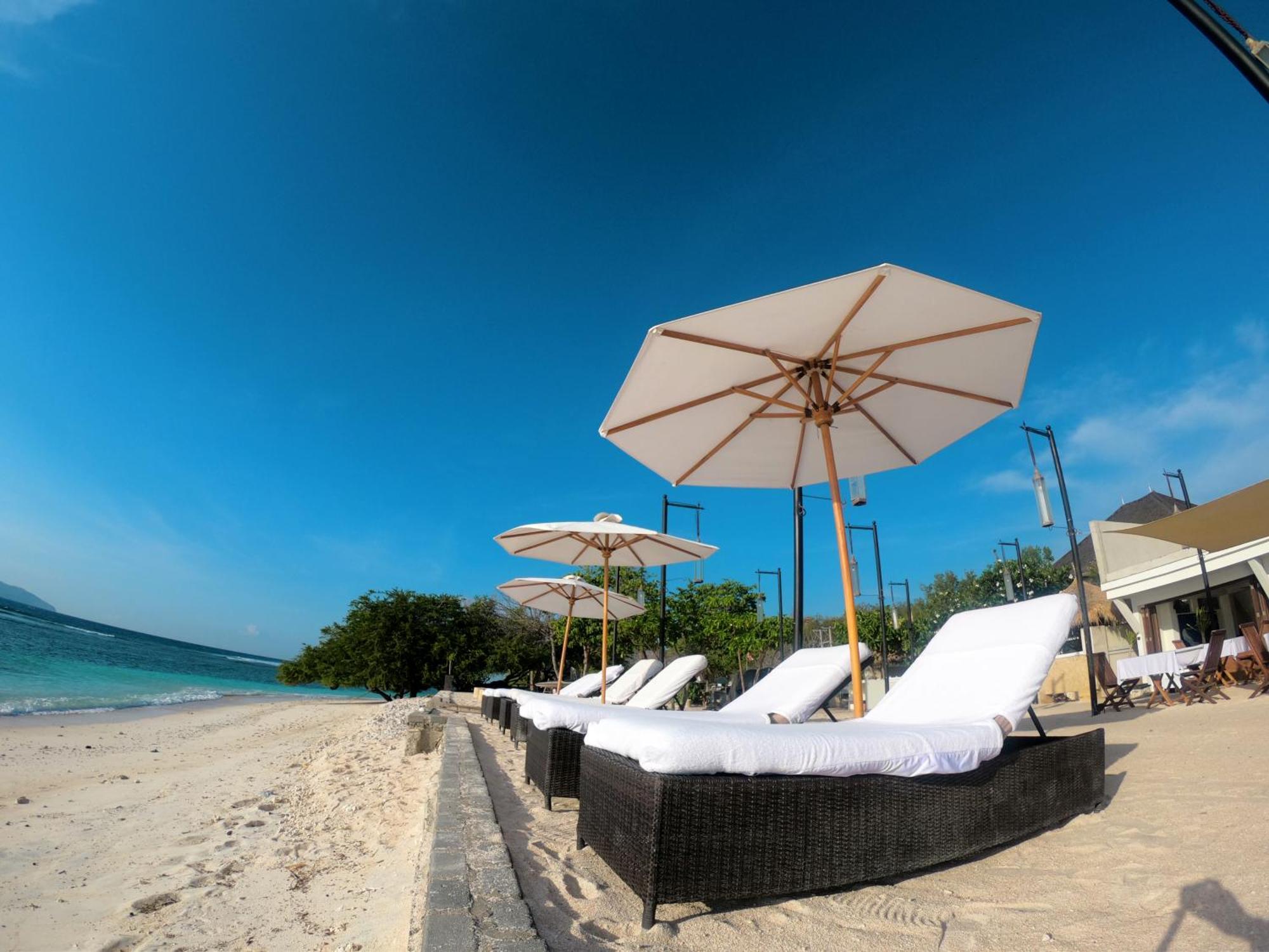 Kokomo Resort Джили Трауанган Екстериор снимка
